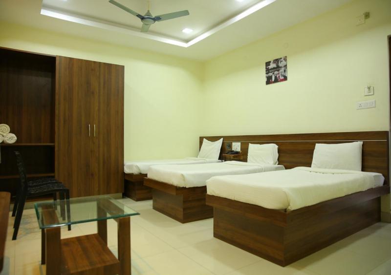 Hotel Maruthi Inn Nirmal  Dış mekan fotoğraf