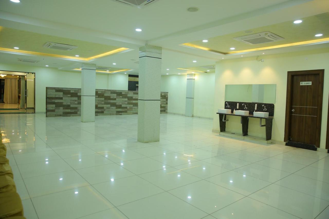 Hotel Maruthi Inn Nirmal  Dış mekan fotoğraf