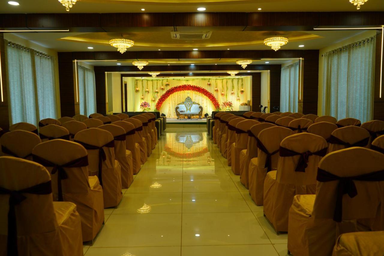 Hotel Maruthi Inn Nirmal  Dış mekan fotoğraf